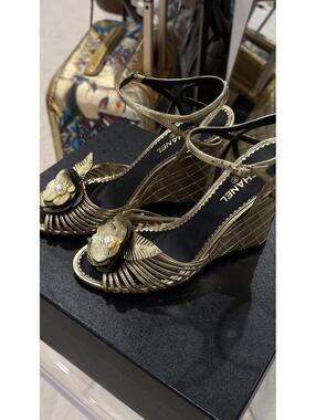 CHANEL - Sandals/Wedge, Crumpled Calfskin - Size 37